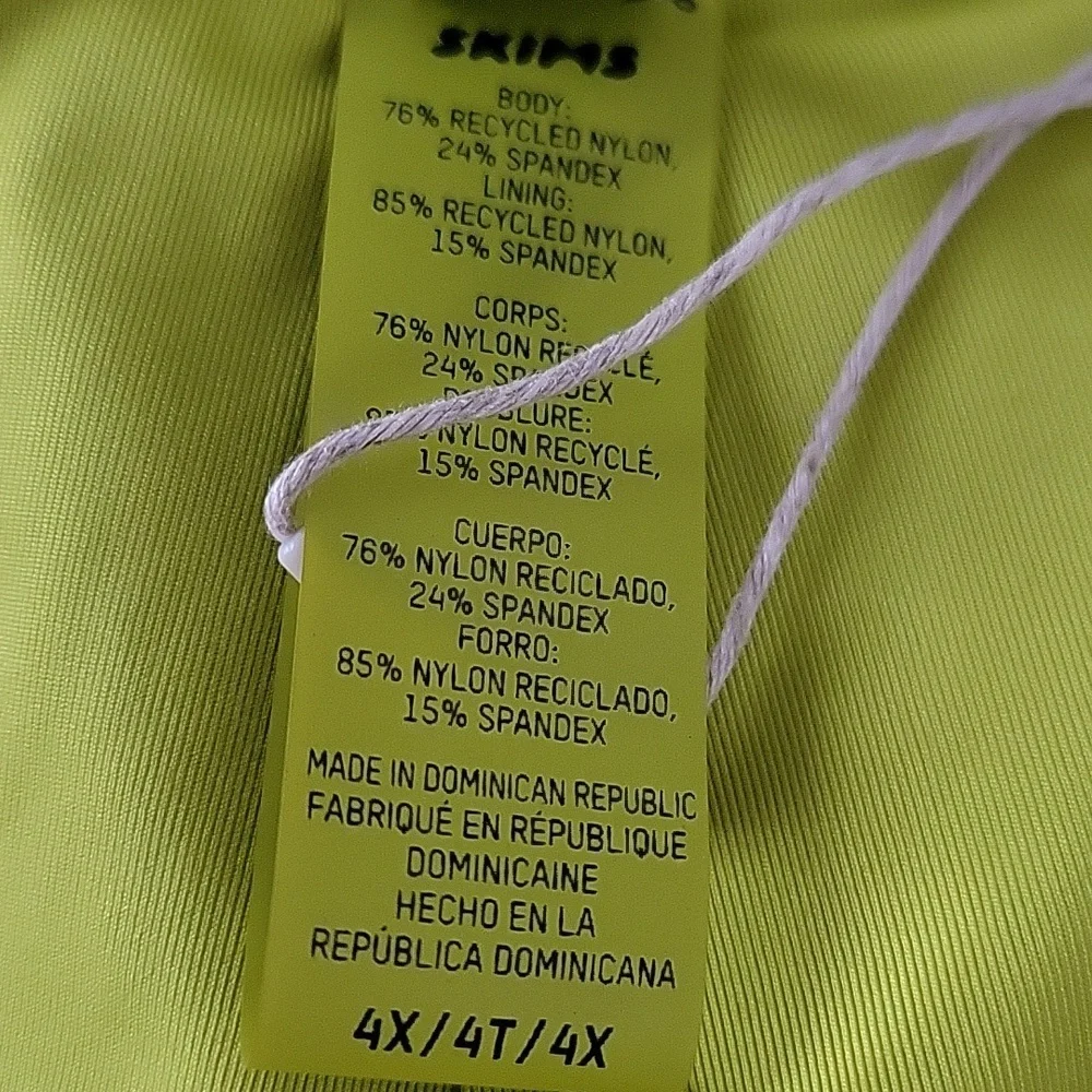 Skims Recycled Swim Mid Waist Short Sz 4x Color Citrus Nwt
